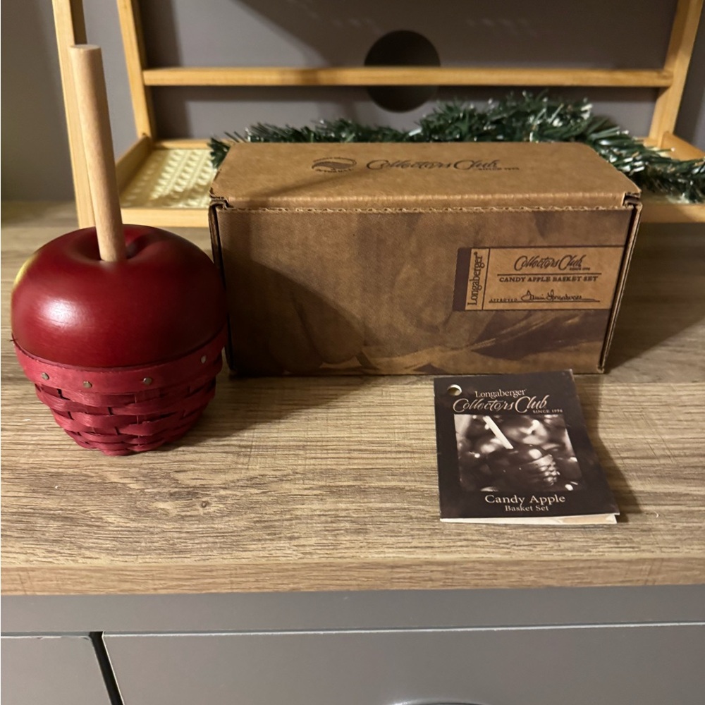 Longaberger Collector’s Club Mini Candy Apple Basket Set